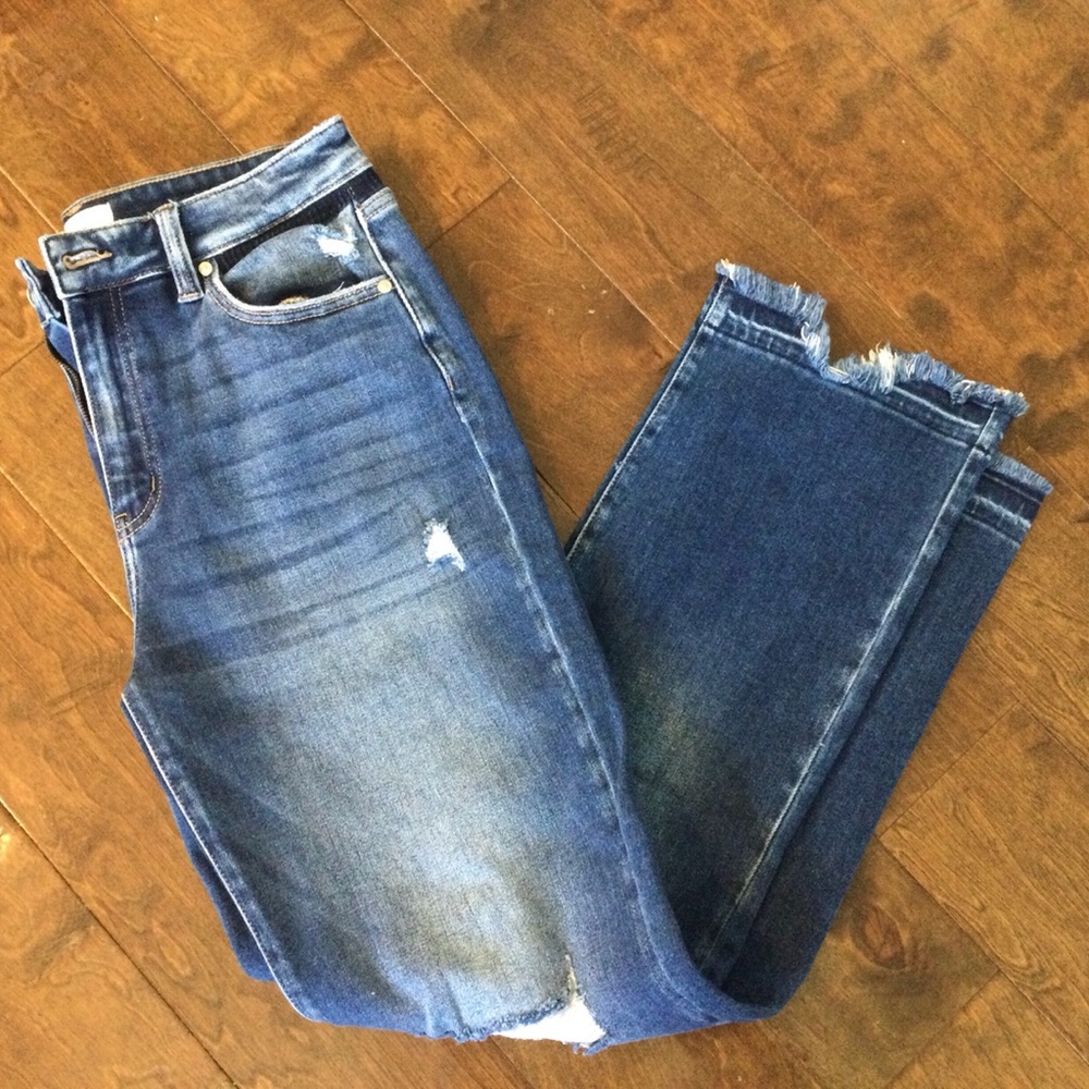 KANCAN STRAIGHT DISTRESSED JEANS